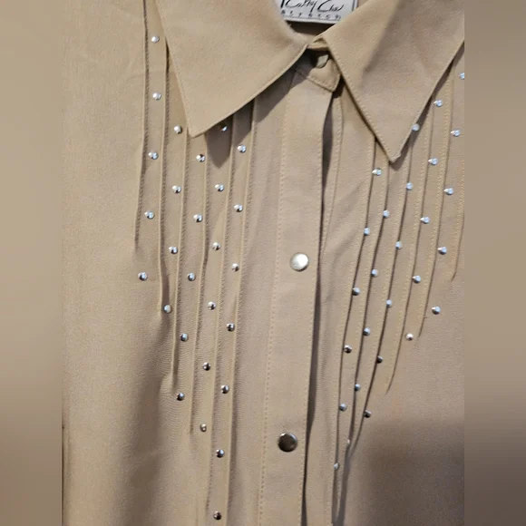 Kathy Che Womens Tan Button-Up Shirt Top Blouse with Silver Accents Sz M - Picture 4 of 7